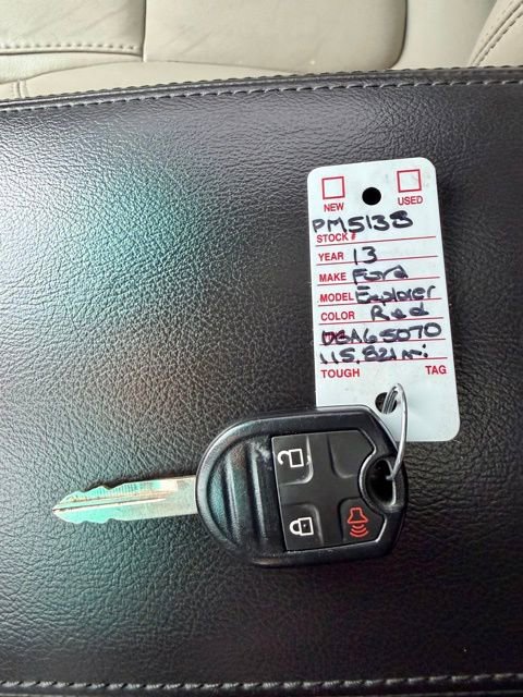 Used 2013 Ford Explorer XLT AWD/4WD image 46