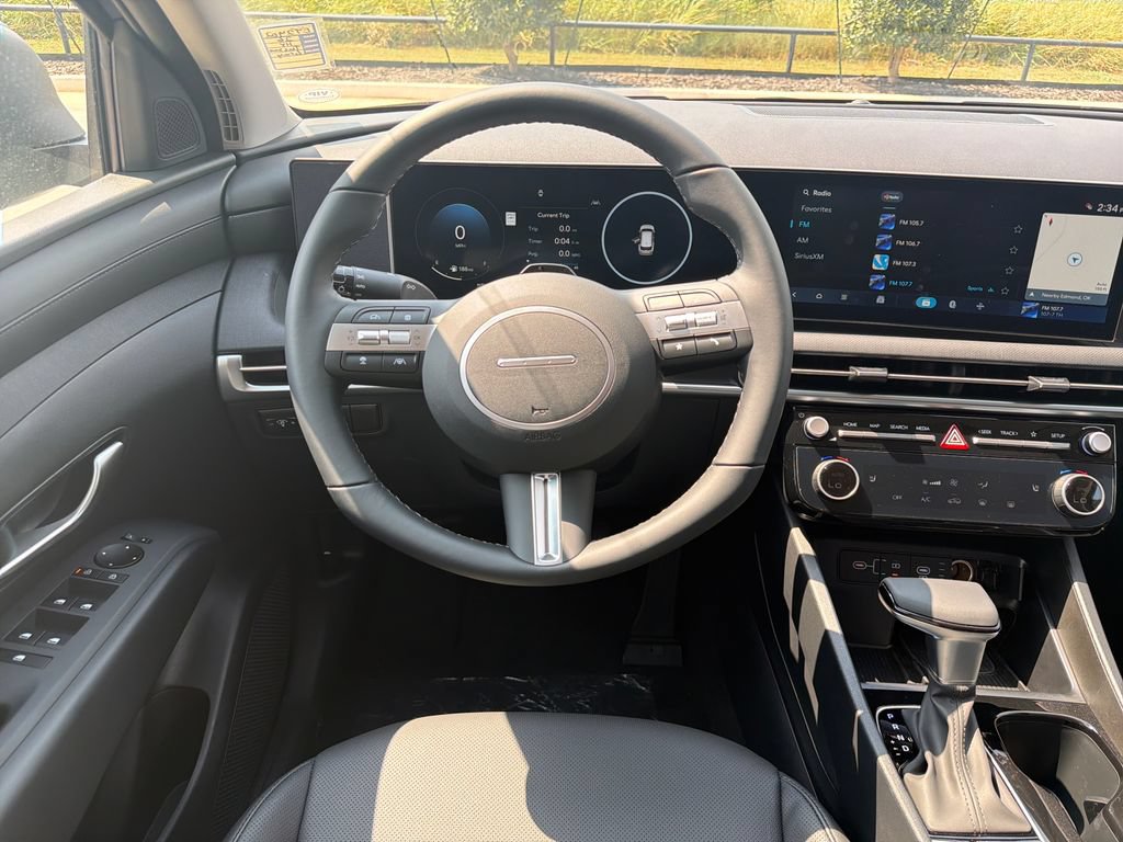 New 2026 Hyundai Tucson SEL FWD image 17