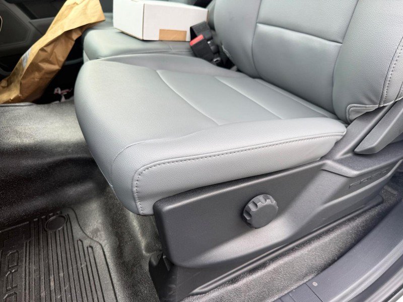 New 2026 Ford F350 XL w/ XL Chrome Package AWD/4WD image 24