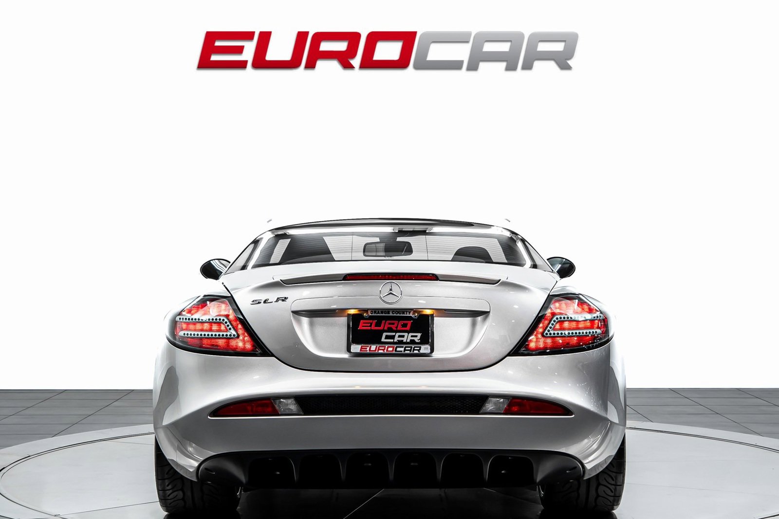 Used 2005 Mercedes-Benz SLR image 4