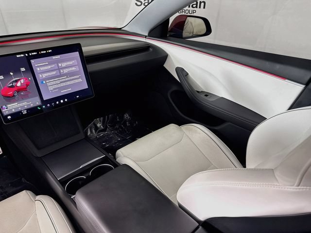 Used 2025 Tesla Model 3 Performance AWD/4WD image 22