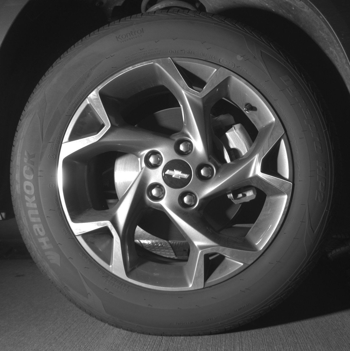 Used 2025 Chevrolet Trax LT FWD image 13