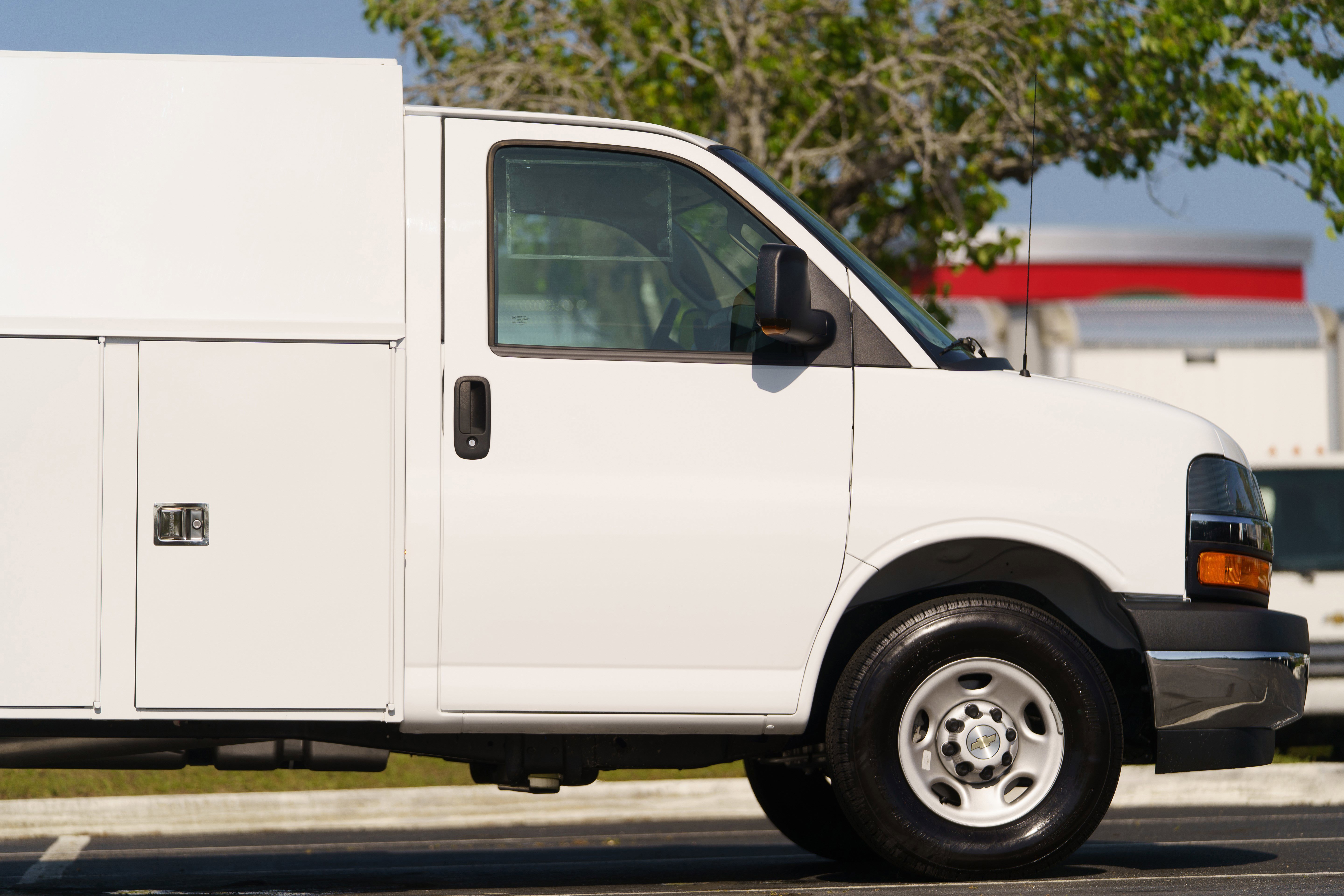 New 2025 Chevrolet Express 3500 w/ Power Convenience Package RWD image 6