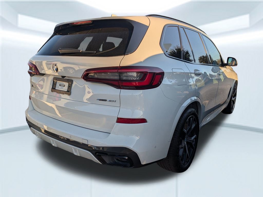 Used 2022 BMW X5 sDrive40i w/ M Sport Package image 4