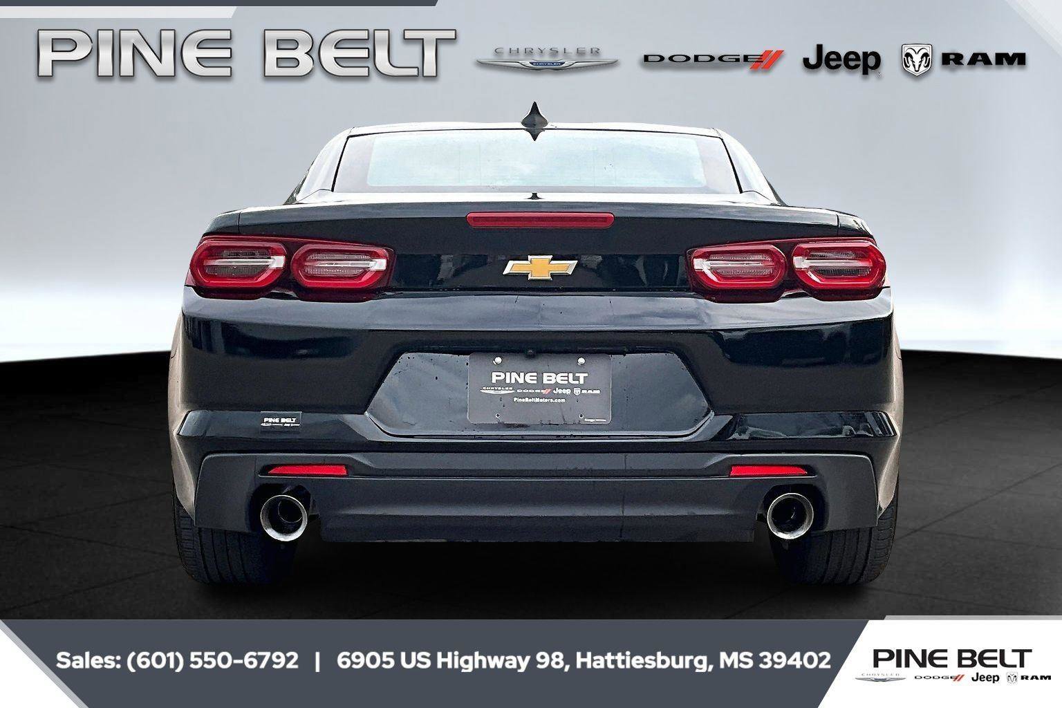 Used 2023 Chevrolet Camaro LT image 5