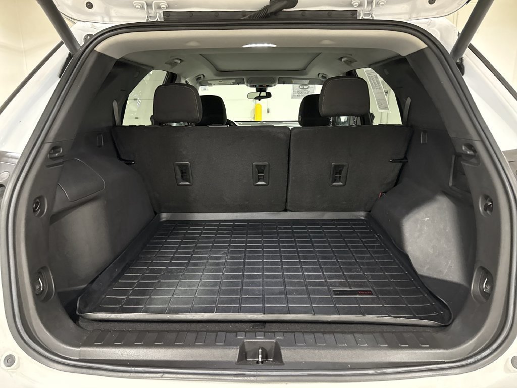Used 2022 Chevrolet Equinox LT AWD/4WD image 24