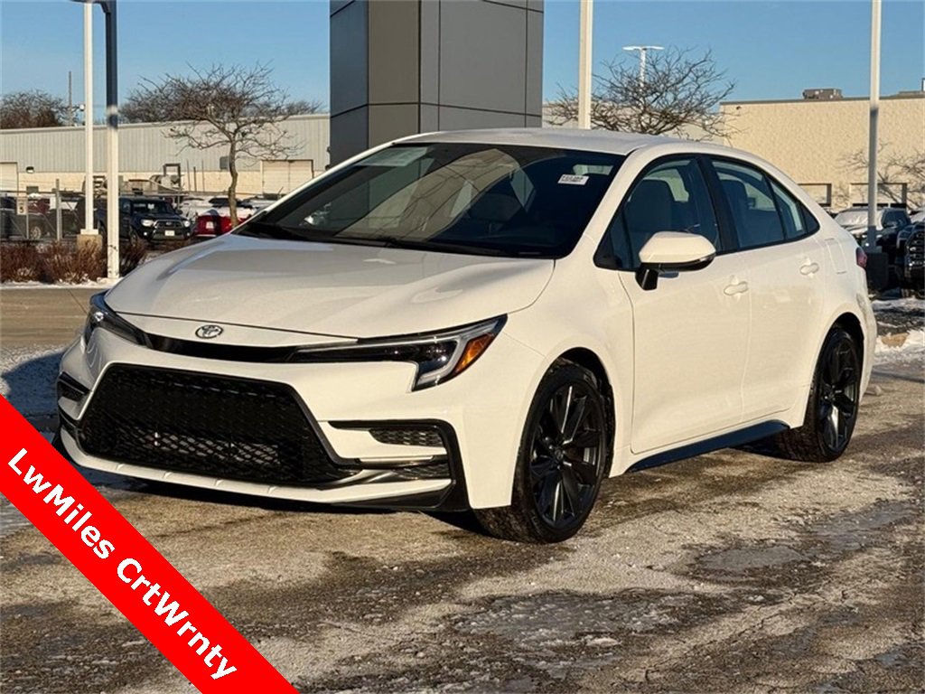 Used 2025 Toyota Corolla SE image 7