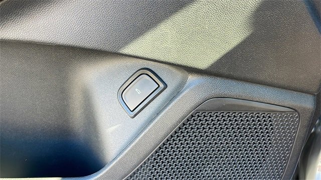 New 2026 Chevrolet Blazer EV RS image 25