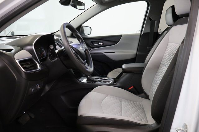 Used 2021 Chevrolet Equinox LS w/ LS Convenience Package image 11
