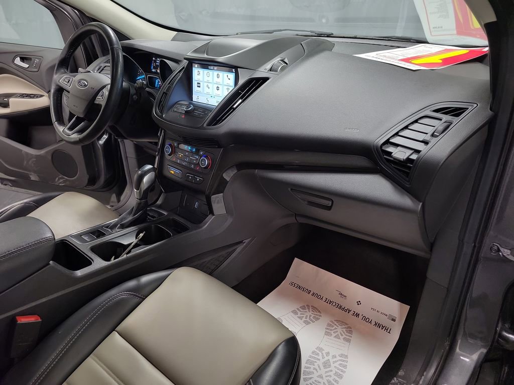 Used 2019 Ford Escape SEL image 23