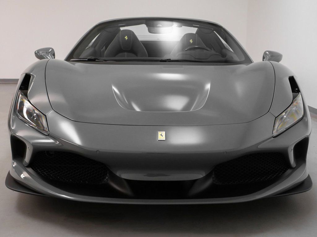 Used 2022 Ferrari F8 Tributo image 14