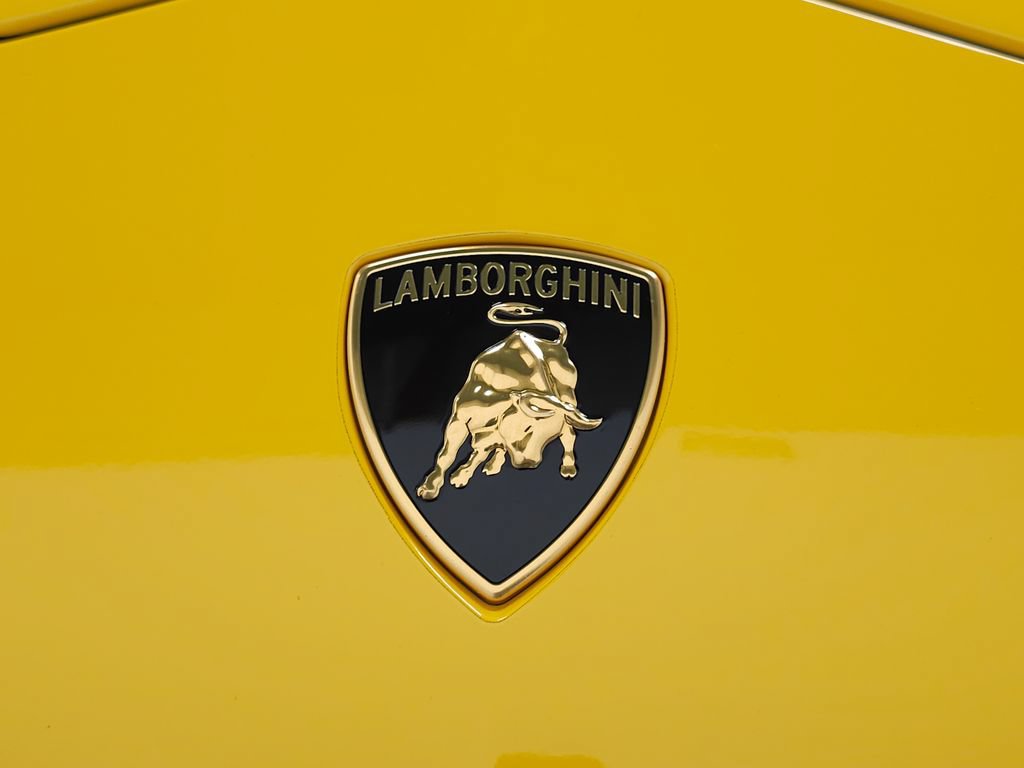 Used 2024 Lamborghini Urus S AWD/4WD image 45