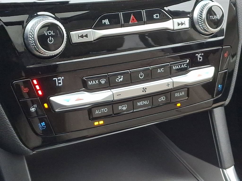 Used 2021 Ford Explorer Limited w/ Equipment Group 301A image 18