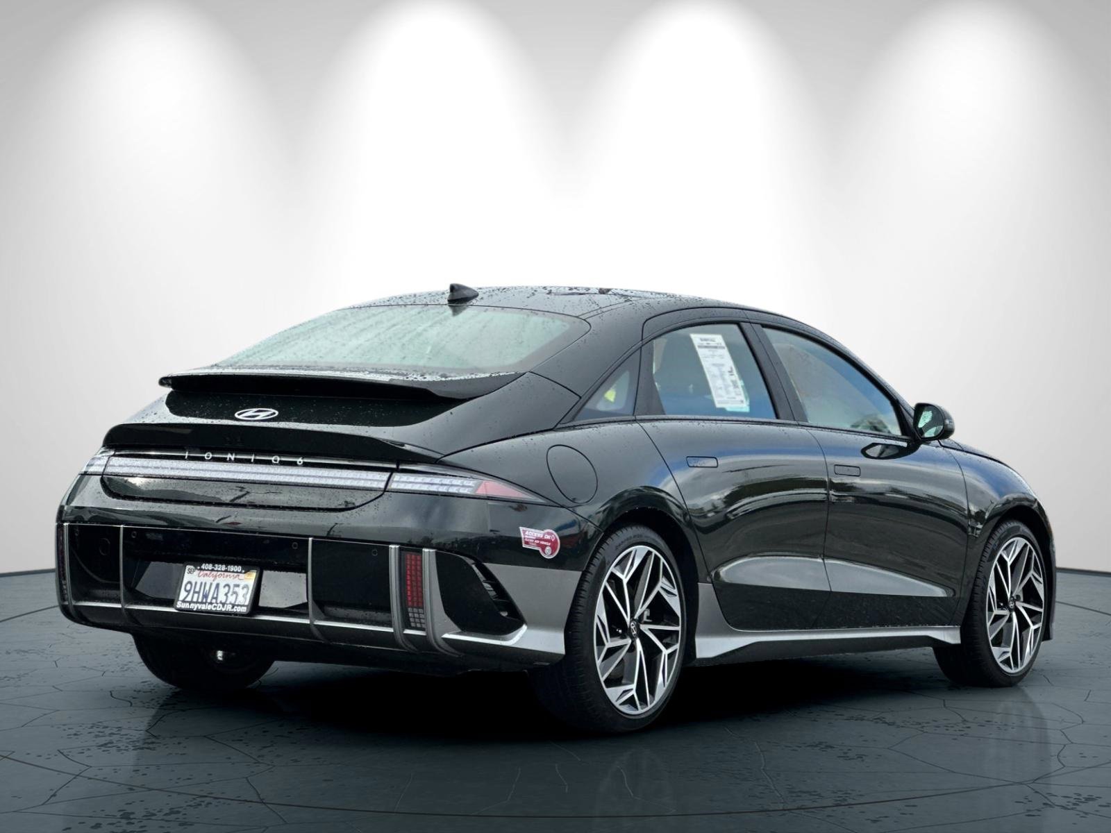 Used 2023 Hyundai Ioniq 6 SEL image 4