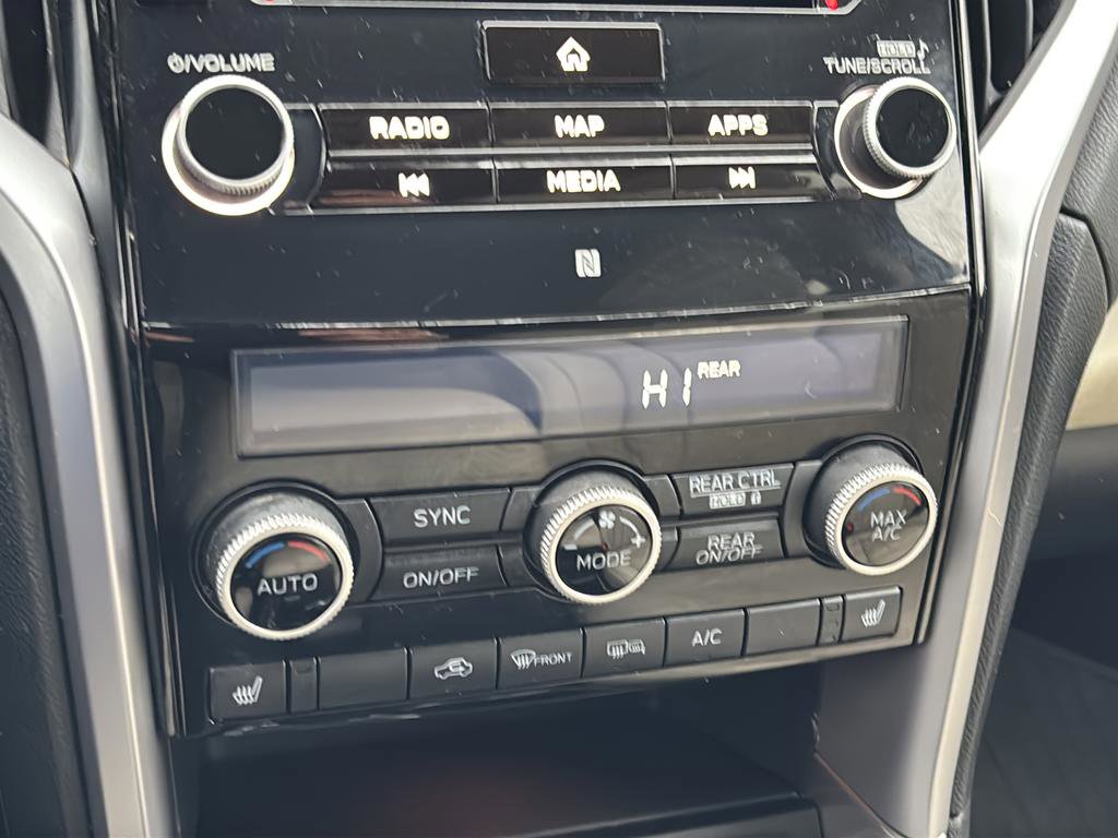 Used 2019 Subaru Ascent Limited w/ Popular Package #2A image 32