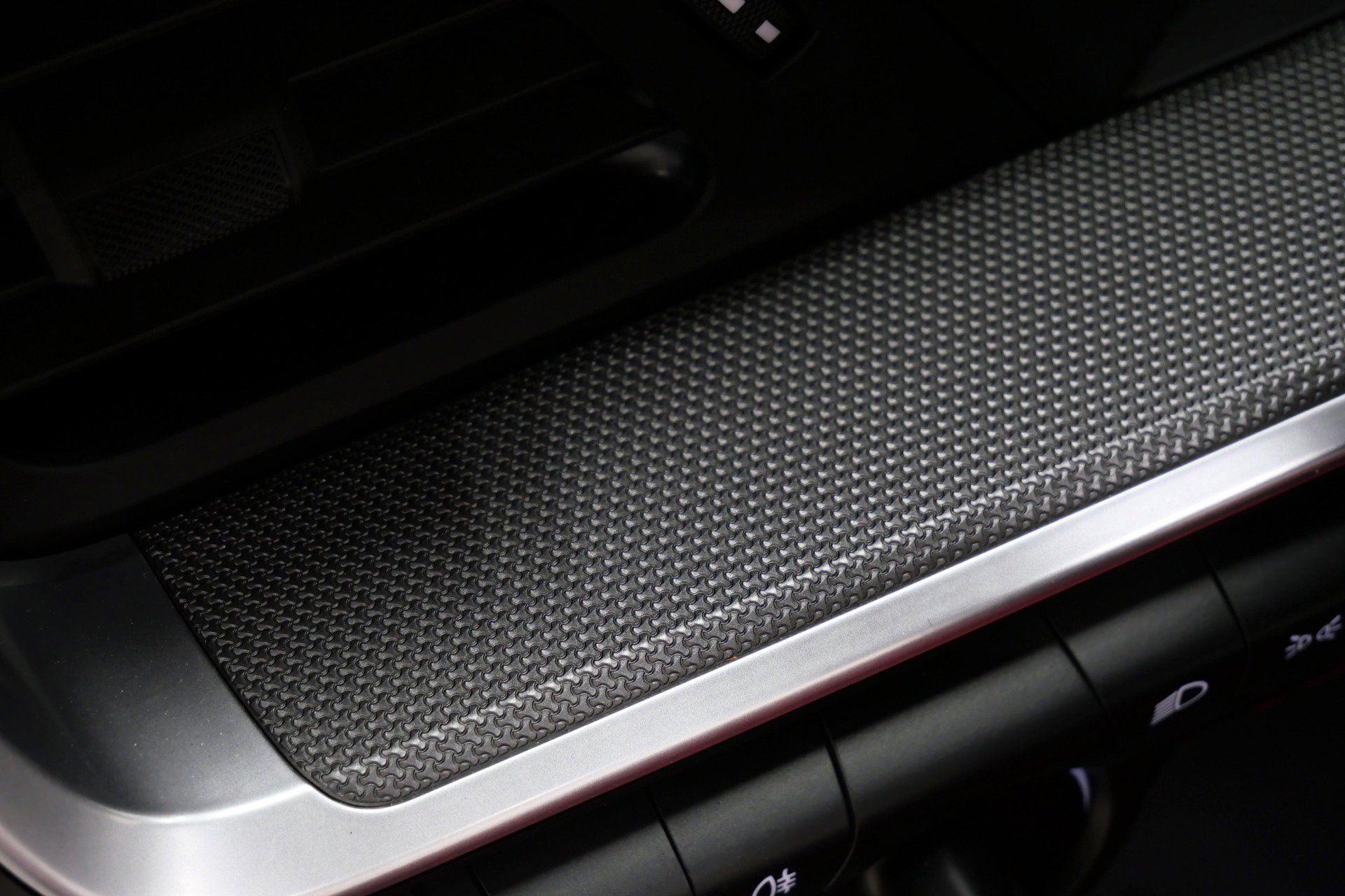 Used 2024 Porsche 911 Turbo image 32