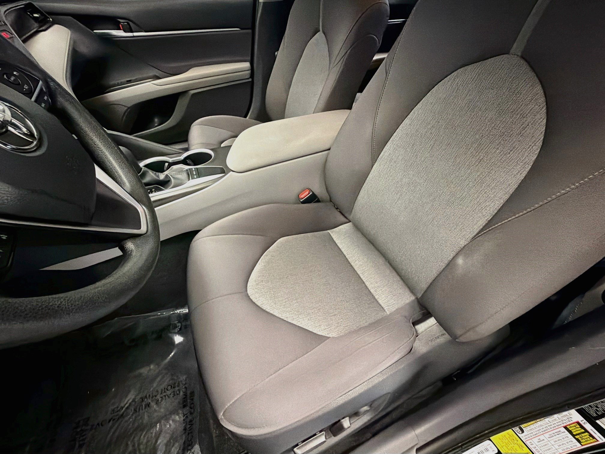 Used 2023 Toyota Camry LE FWD image 11