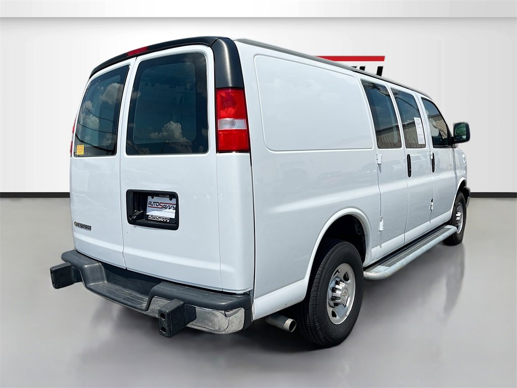 Used 2024 Chevrolet Express 2500 Work Van w/ Driver Convenience Package image 7