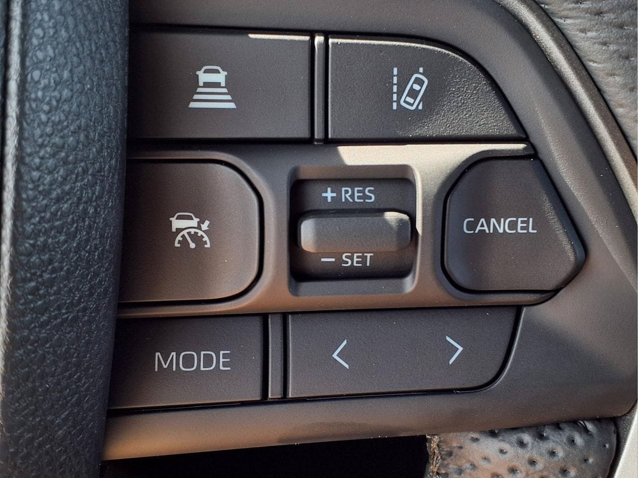 New 2026 Toyota Tundra Limited w/ Power Package AWD/4WD image 18