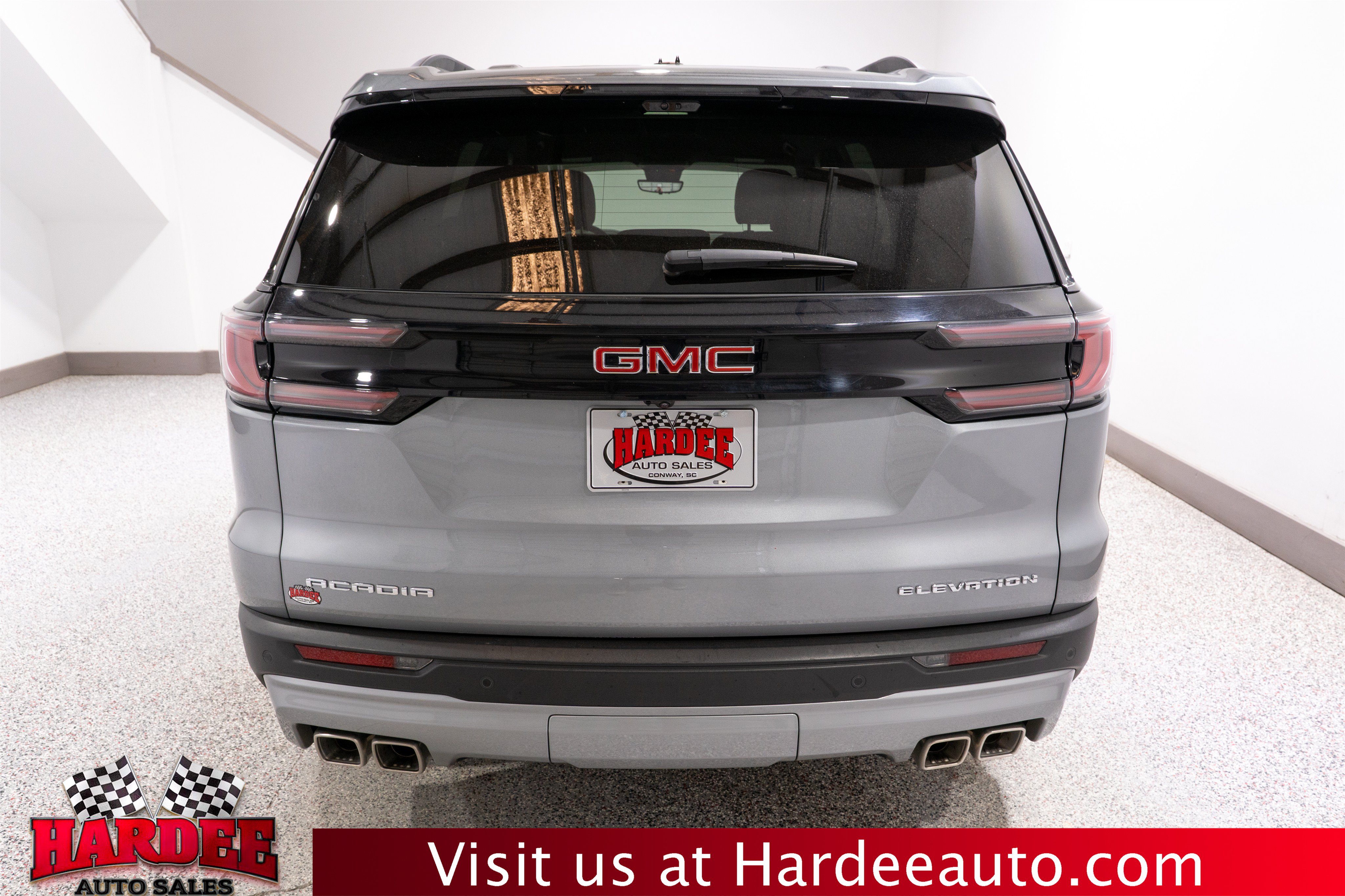 Used 2026 GMC Acadia Elevation w/ Elevation Premium Package FWD image 4