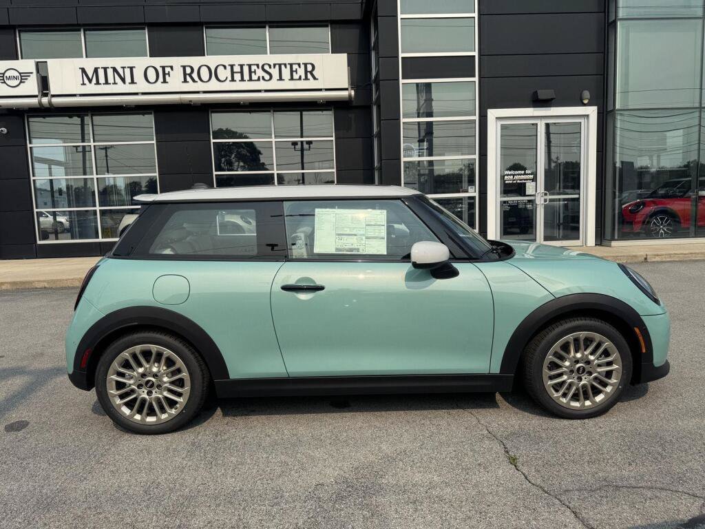 New 2026 MINI Cooper S FWD image 9