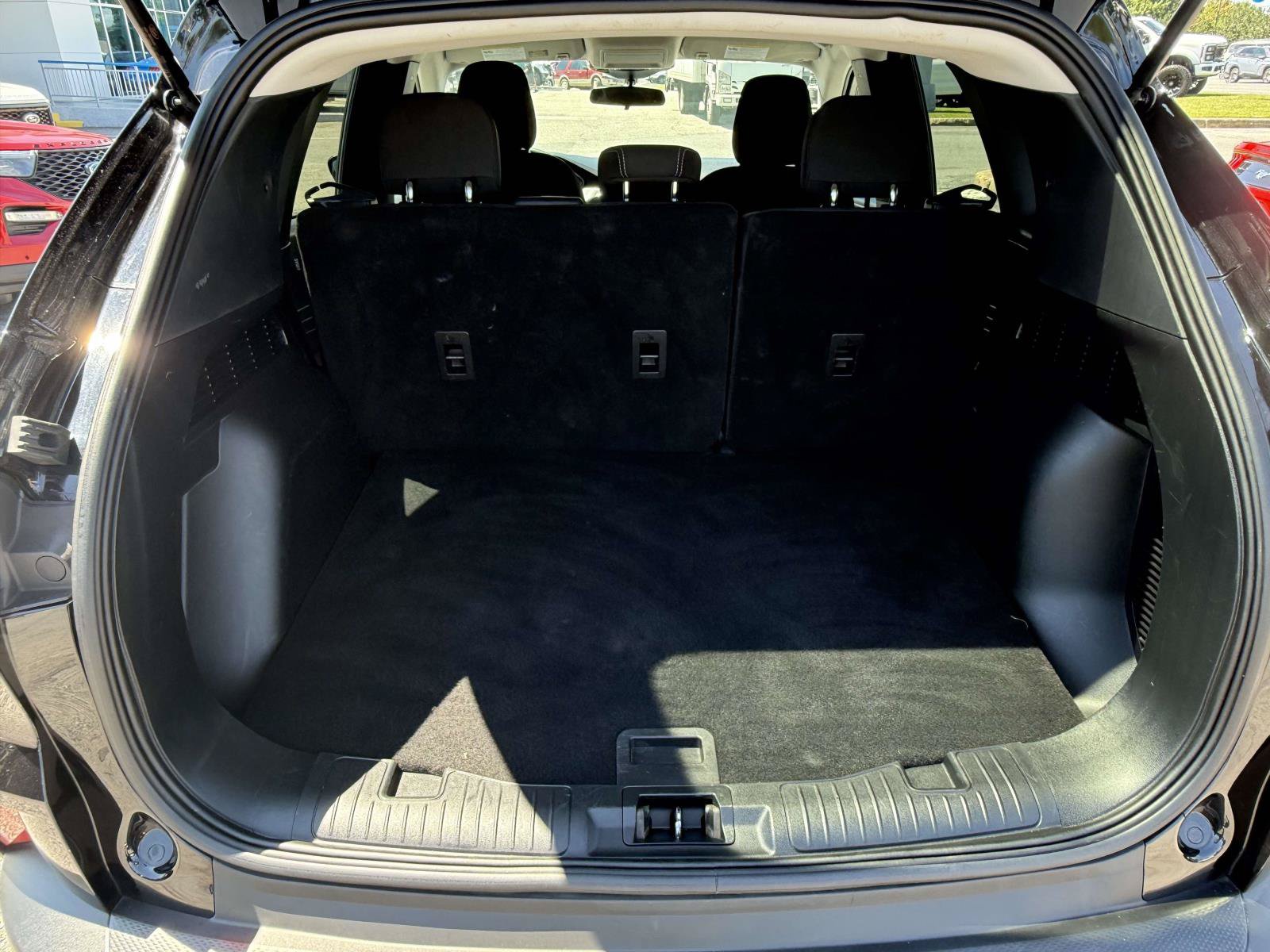Certified 2025 Ford Escape Active AWD/4WD image 33