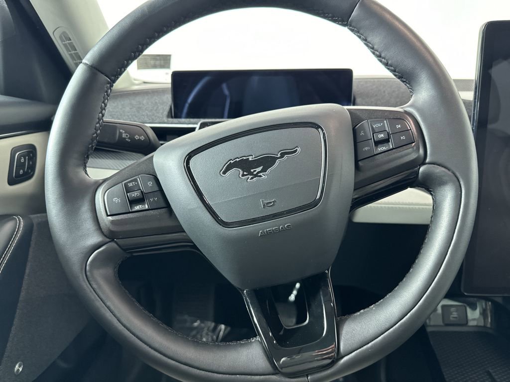 Used 2021 Ford Mustang Mach-E Premium image 27