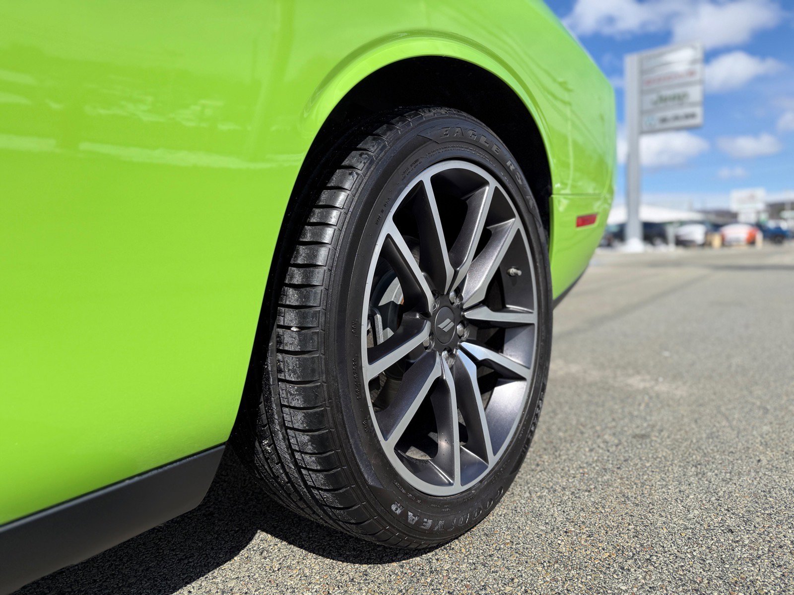 Used 2023 Dodge Challenger R/T RWD image 26