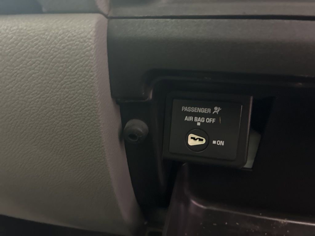 Used 2009 Chevrolet Silverado 3500 W/T image 30