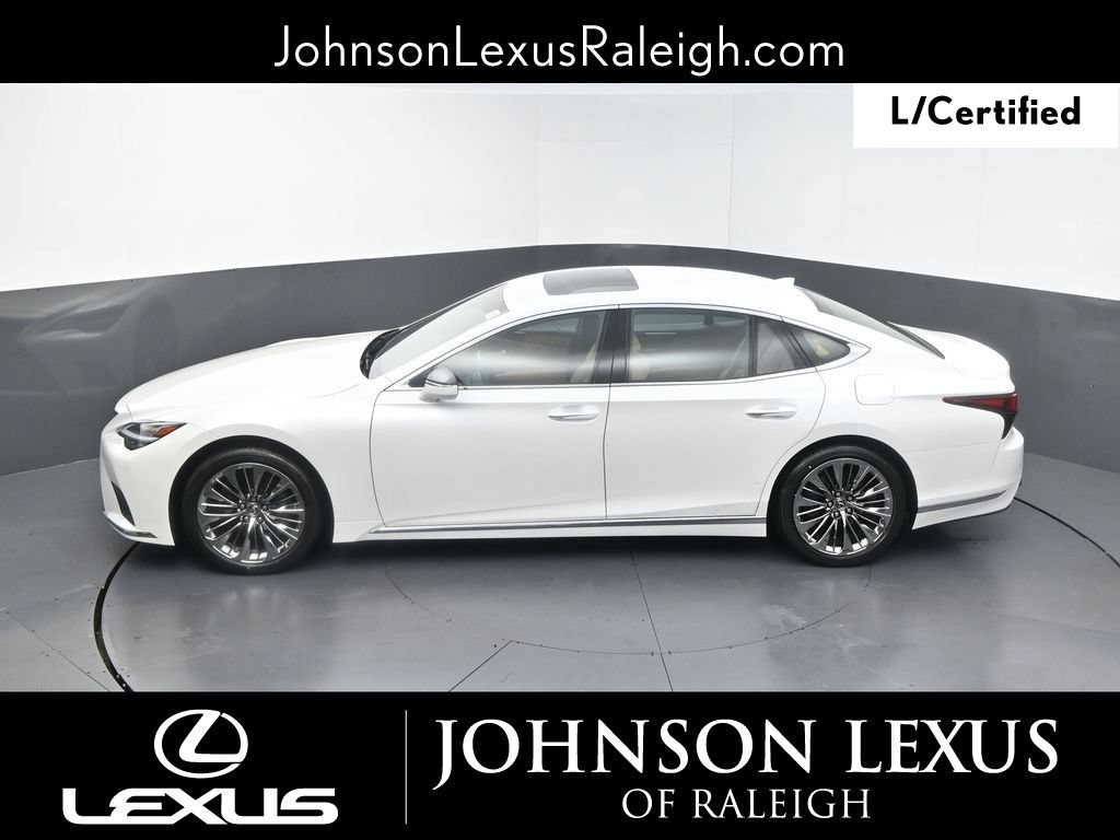 Certified 2021 Lexus LS 500 w/ Accessory Package (Z2) RWD image 30