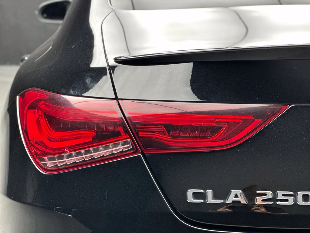 Used 2022 Mercedes-Benz CLA 250 4MATIC image 15