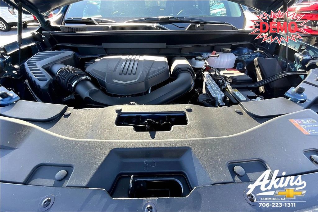 New 2026 Chevrolet Traverse LT w/ Sun and Wheel Package image 17