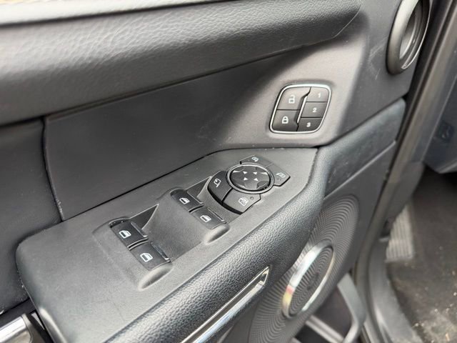 Used 2024 Ford Expedition Max XLT image 12
