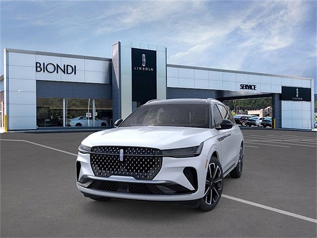 New 2026 Lincoln Nautilus Reserve AWD/4WD image 2