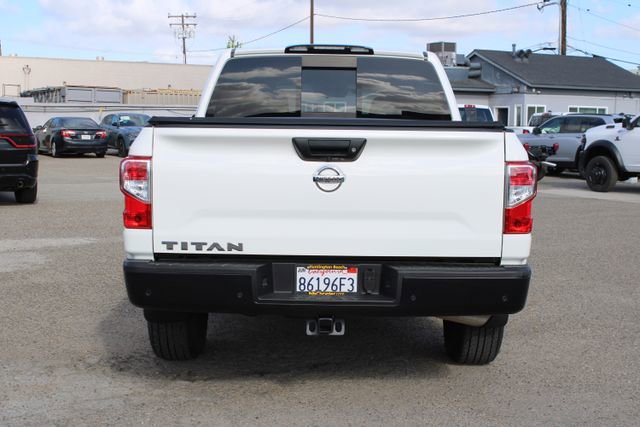 Used 2021 Nissan Titan S w/ S Utility Package image 4