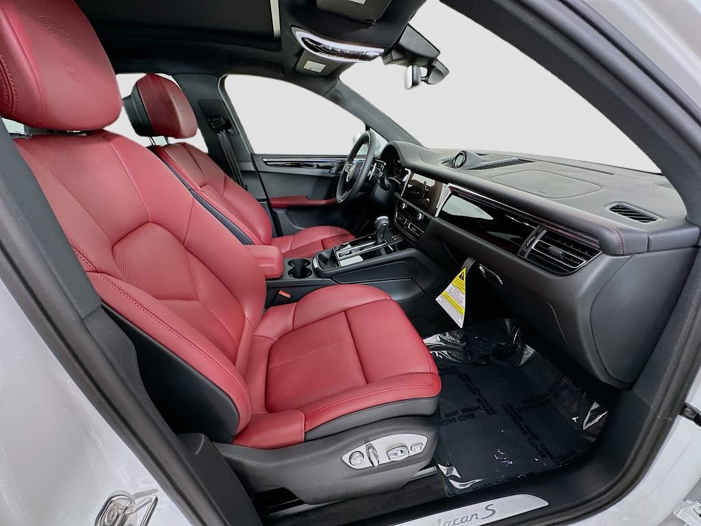 New 2026 Porsche Macan S AWD/4WD image 30