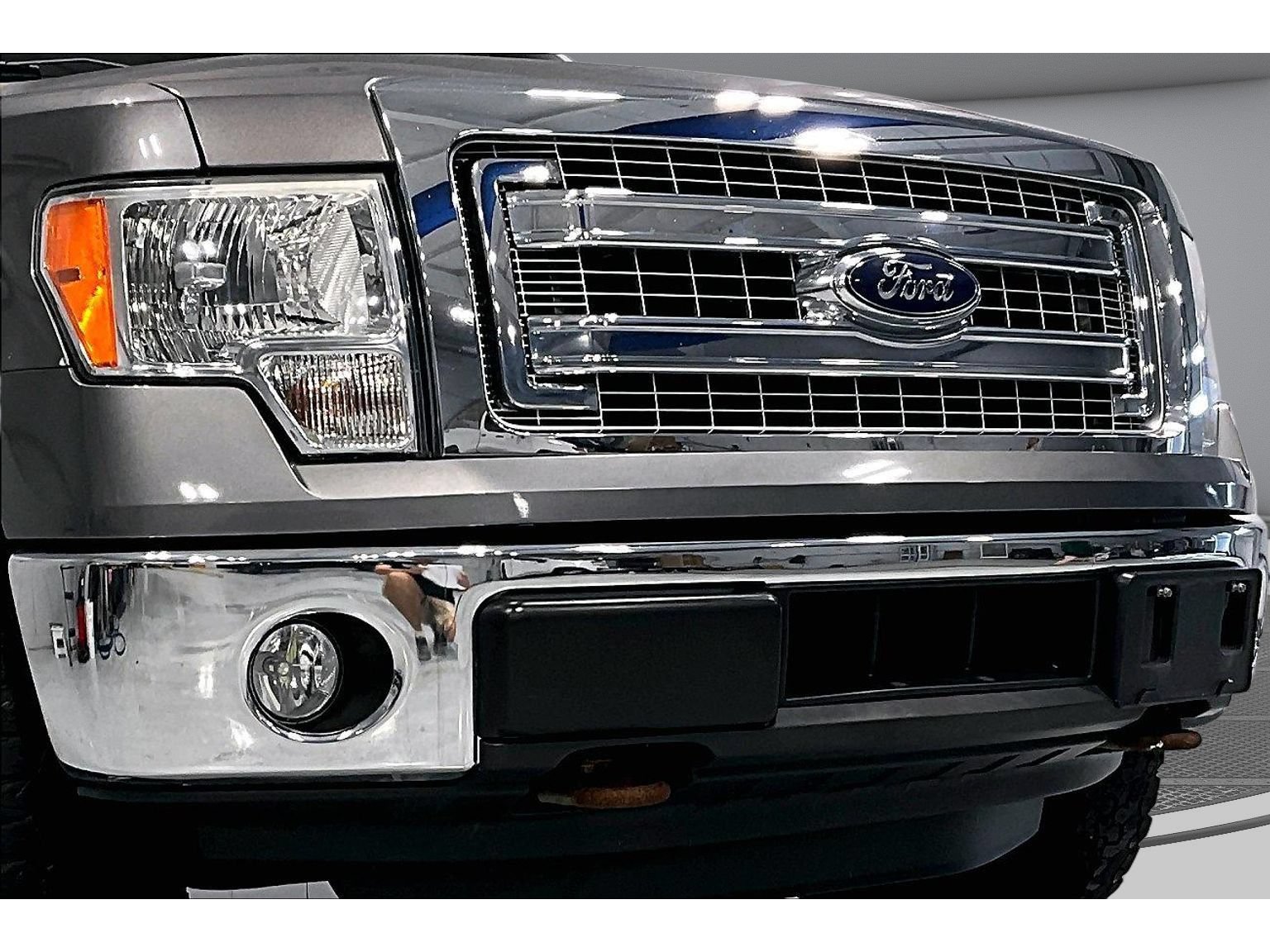 Used 2014 Ford F150 XLT w/ Equipment Group 302A Luxury AWD/4WD image 46