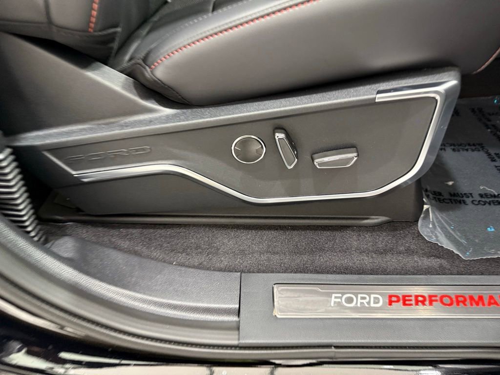 New 2025 Ford F150 Raptor image 18