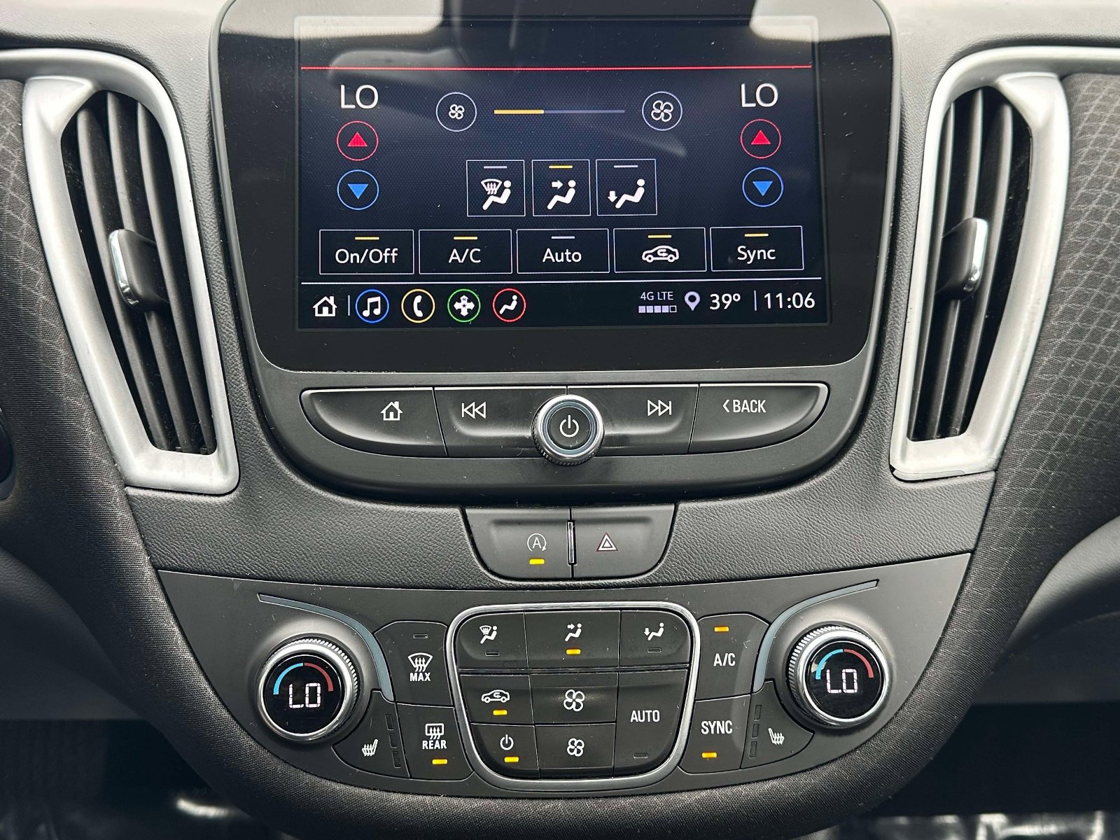 Certified 2024 Chevrolet Malibu LT image 10