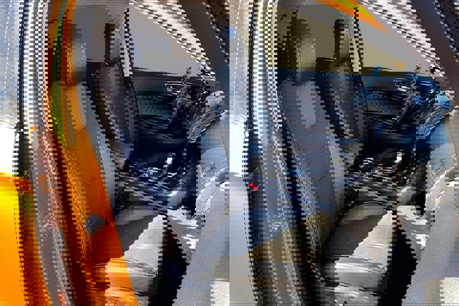 Used 2015 Ford Edge Sport image 7