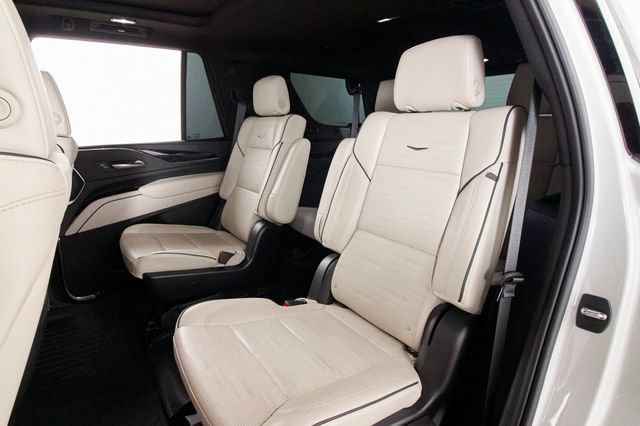 Used 2022 Cadillac Escalade Sport w/ Touring Package AWD/4WD image 23