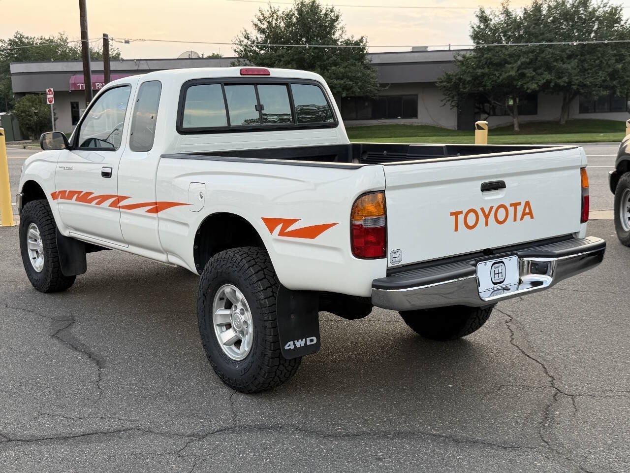 Used 1997 Toyota Tacoma 4x4 Xtracab V6 w/ LX Pkg image 14