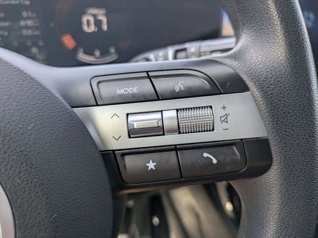 Certified 2025 Hyundai Tucson SEL image 18