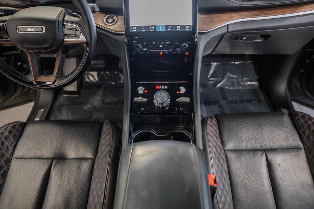 Certified 2023 Jeep Grand Cherokee Summit AWD/4WD image 28
