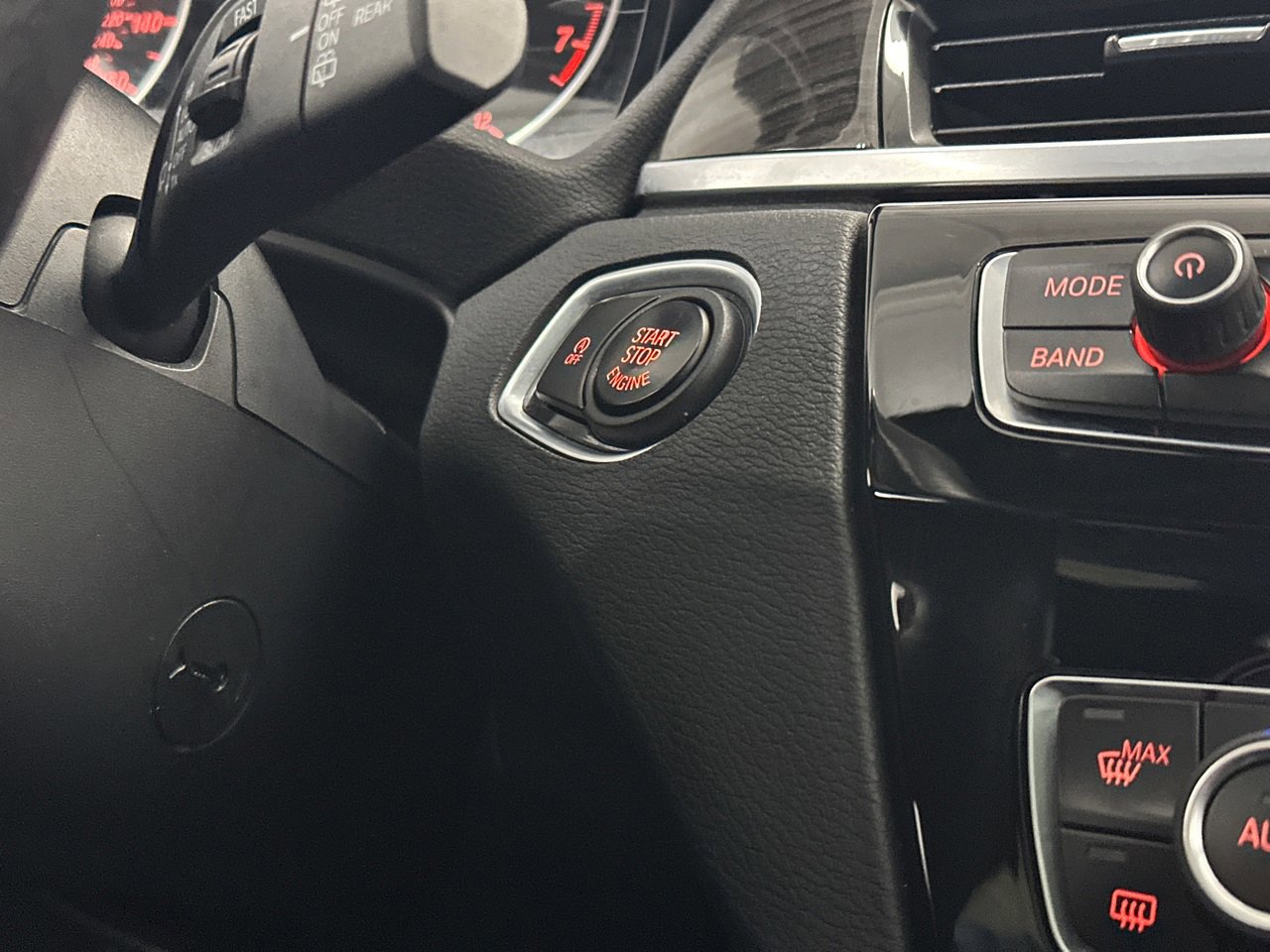 Used 2018 BMW X1 xDrive28i image 31