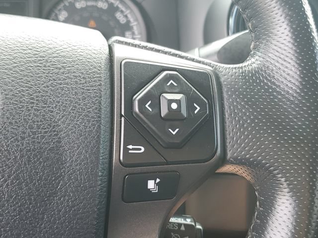 Used 2016 Toyota Tacoma TRD Sport w/ Towing Package AWD/4WD image 14