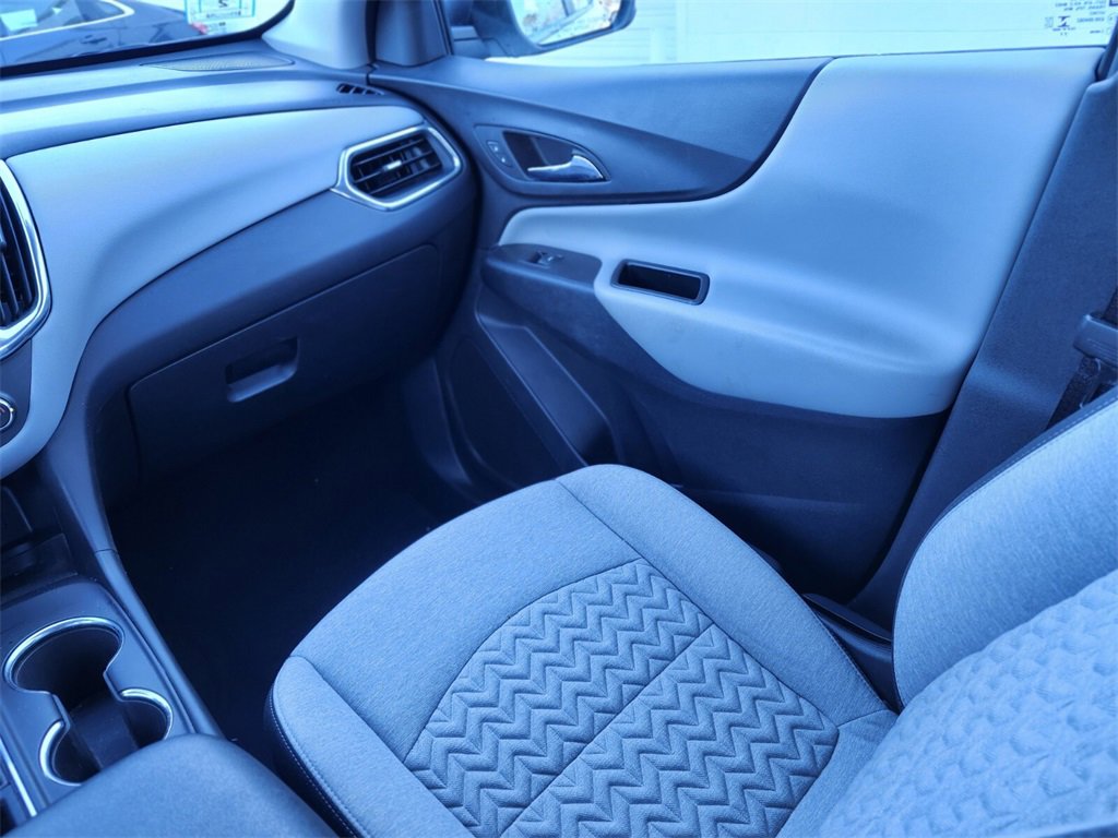 Used 2022 Chevrolet Equinox LS image 10