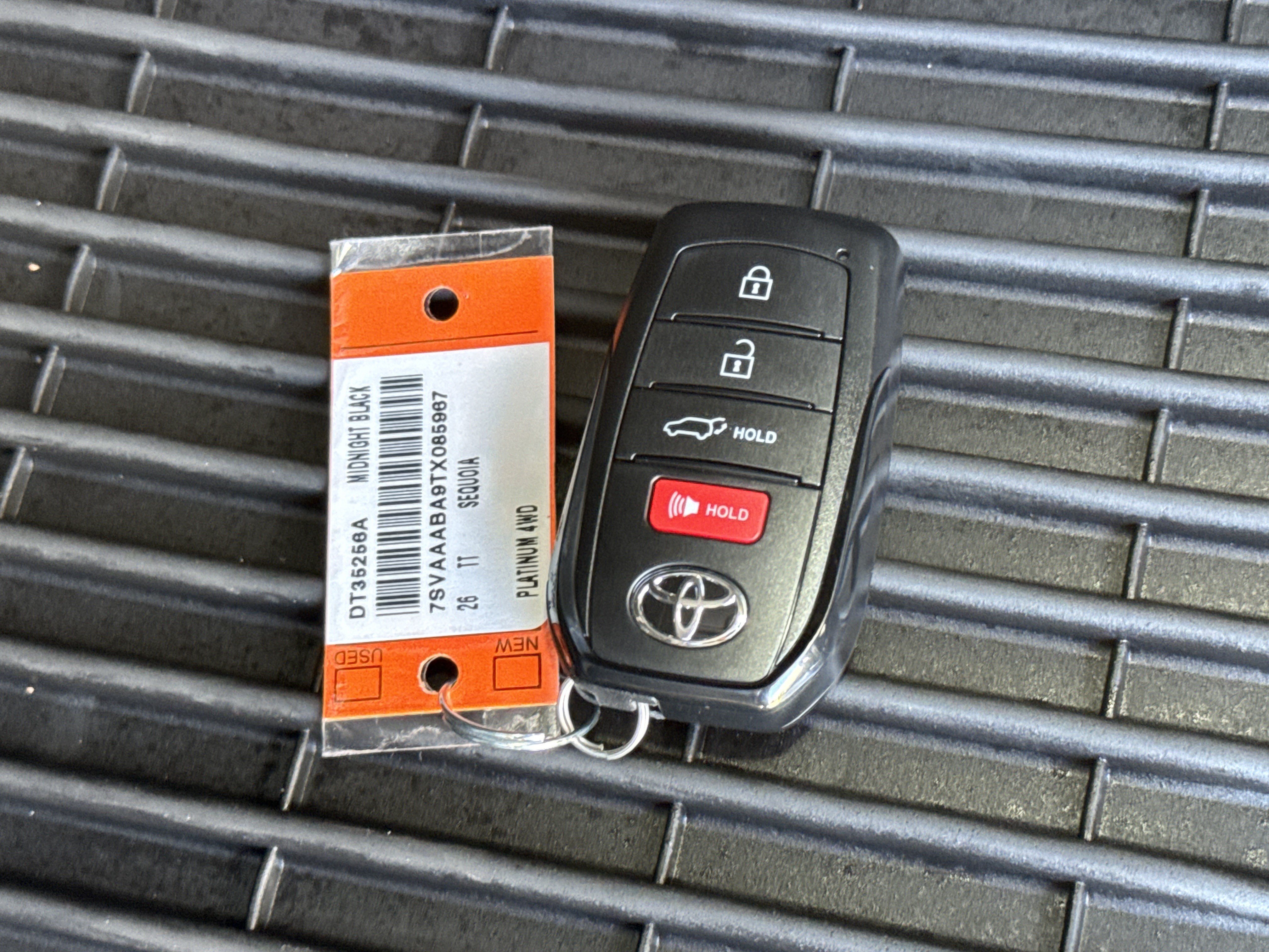 Used 2026 Toyota Sequoia Platinum AWD/4WD image 40