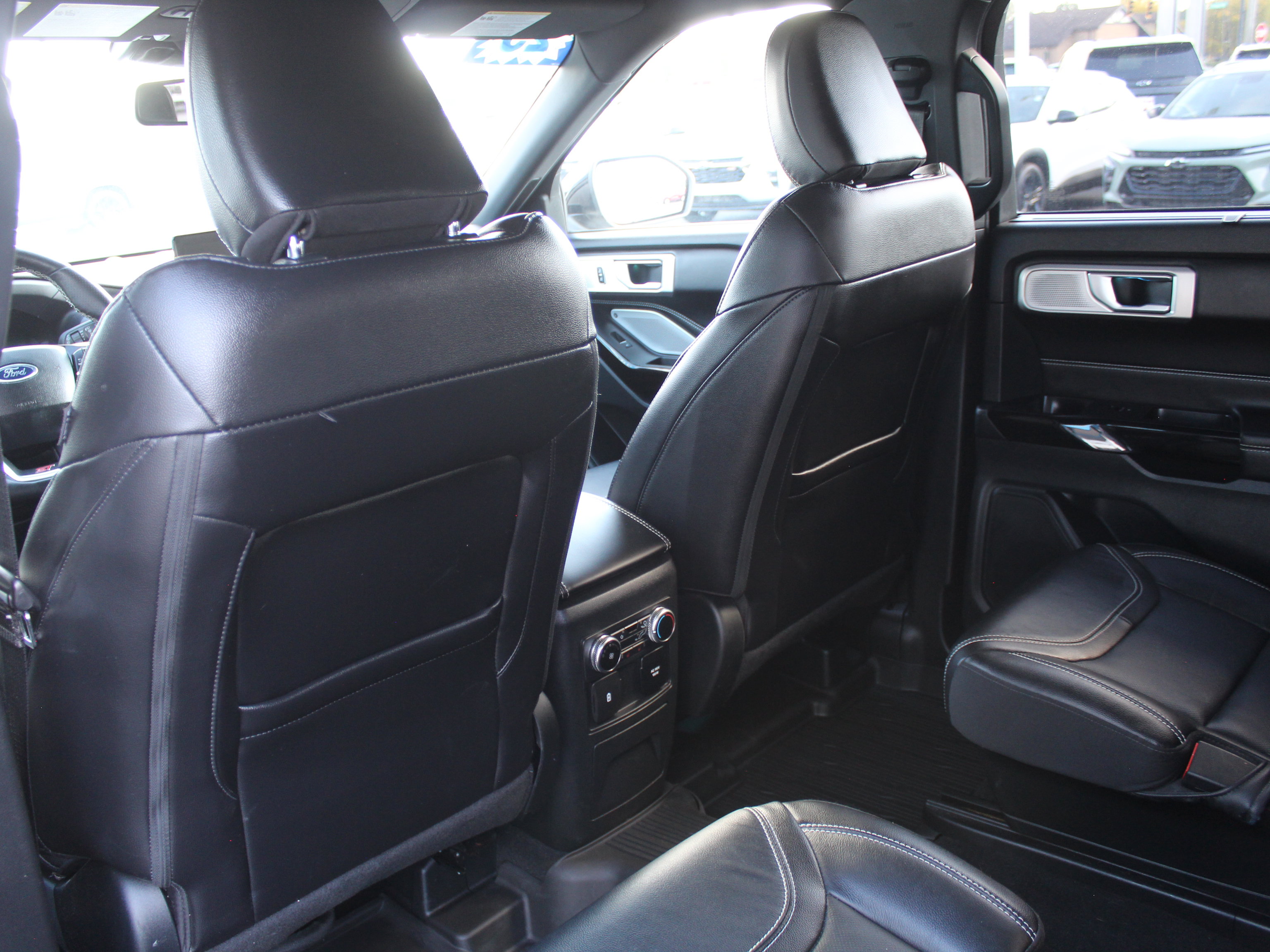 Used 2023 Ford Explorer ST w/ Equipment Group 401A AWD/4WD image 23