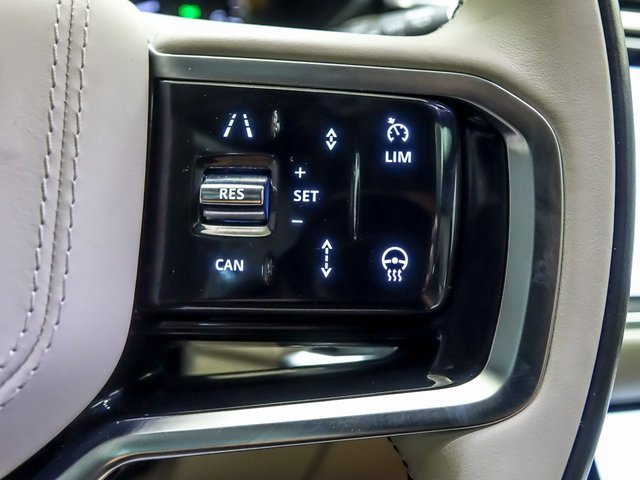 Used 2023 Land Rover Range Rover Velar HST image 17